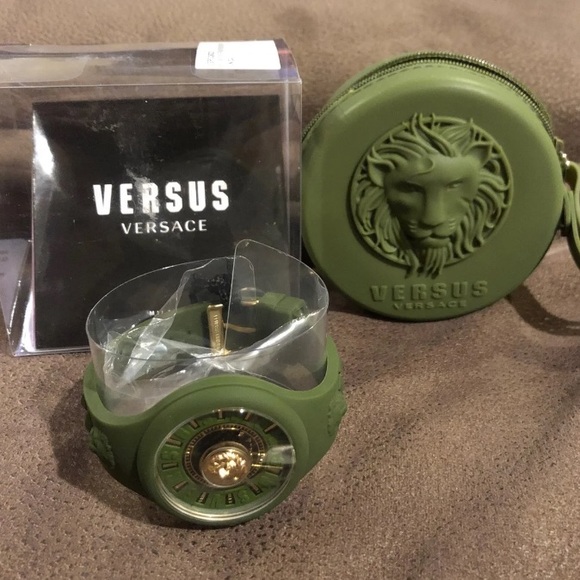 Versace watch - Picture 8 of 8